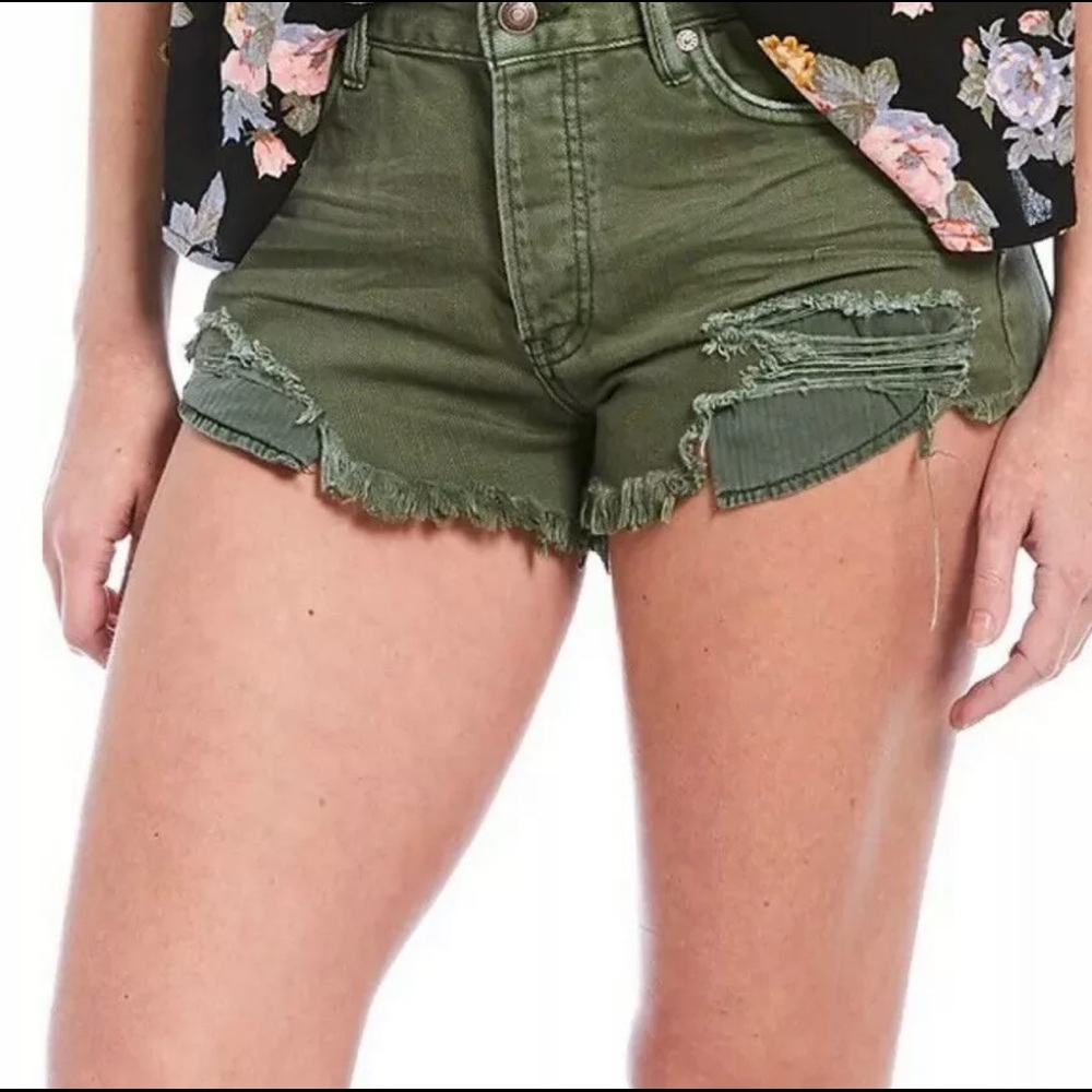 Free People Loving Good Vibration Frayed Hem short